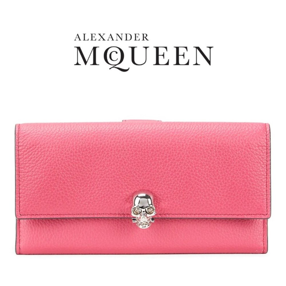 💗 NEW Alexander McQueen Continental Skull Accent Pink Leather Wallet